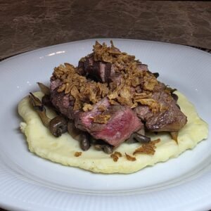 Denver Steak com Purê de Batatas e Cogumelos (2 pessoas)