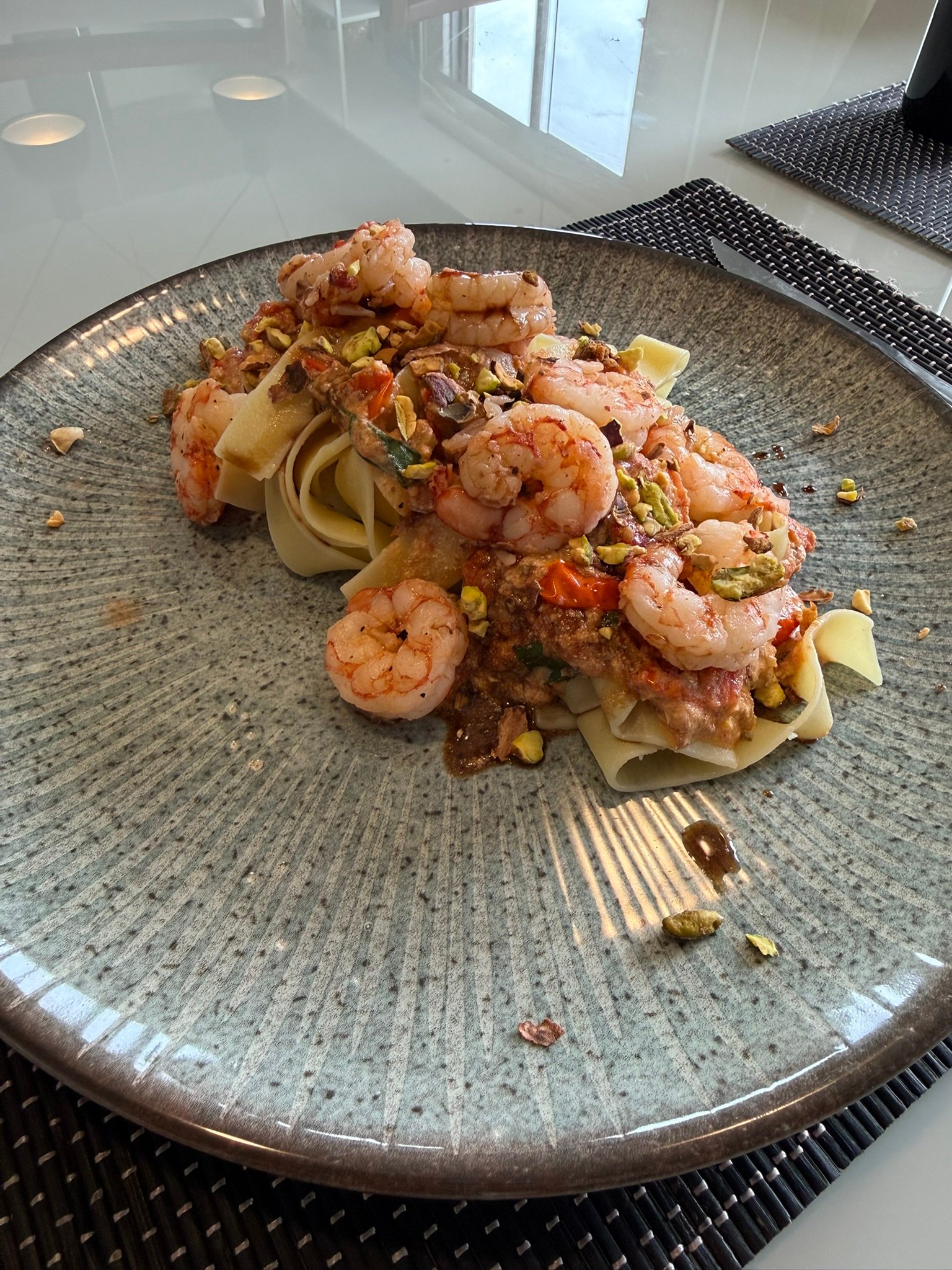 Pappardelle Mediterrâneo com Camarões (2 pessoas) 2 Pappardelle Mediterrâneo com Camarões (2 pessoas) - Imagem 2